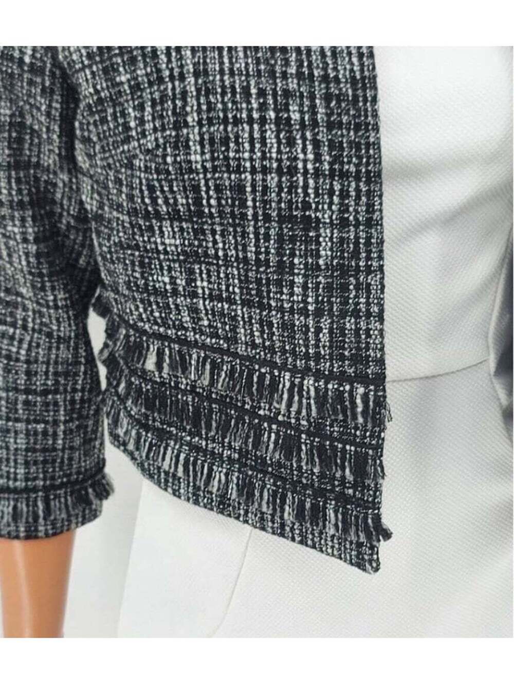 Karl Lagerfeld Cropped Tweed Jacked Size M - Picture 3 of 7
